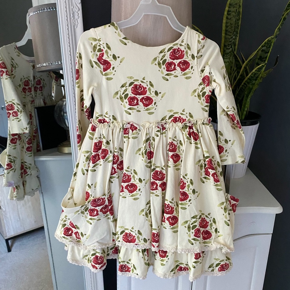 Dress - Picture 10 of 11